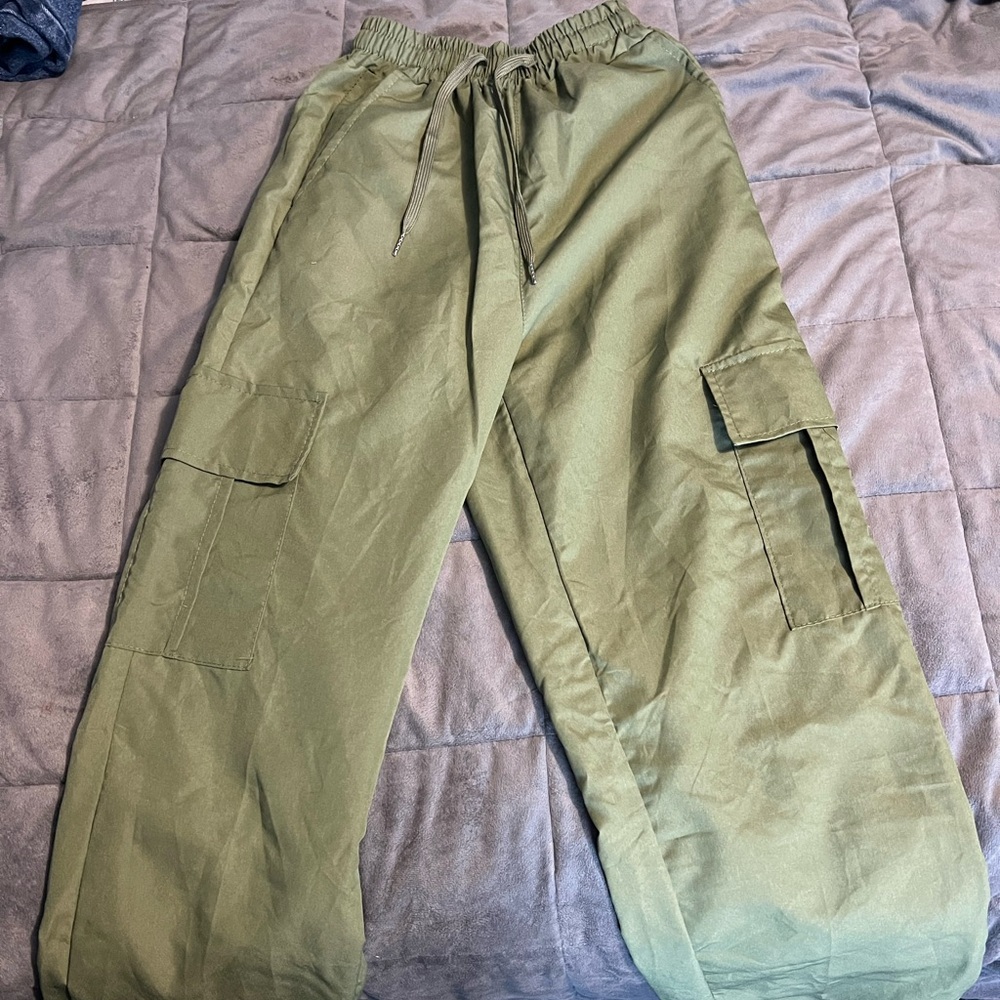 olive green lightweight joggers